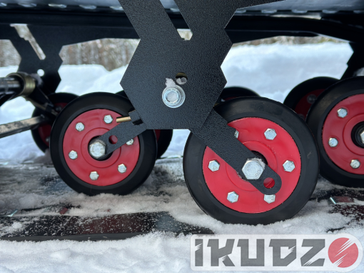 IKUDZO HUNTER 650LK 26 Expert V2 snowmobile